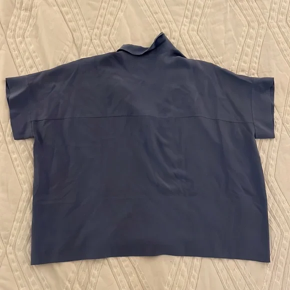 Everlane The Clean Silk Short-Sleeve Square Shirt - Picture 8 of 10